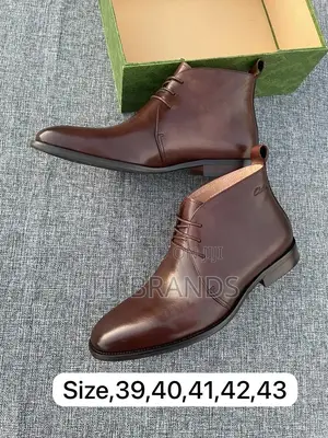 Clarks Travota