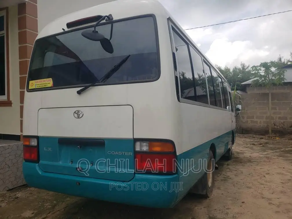 Toyota Coaster 1998 White