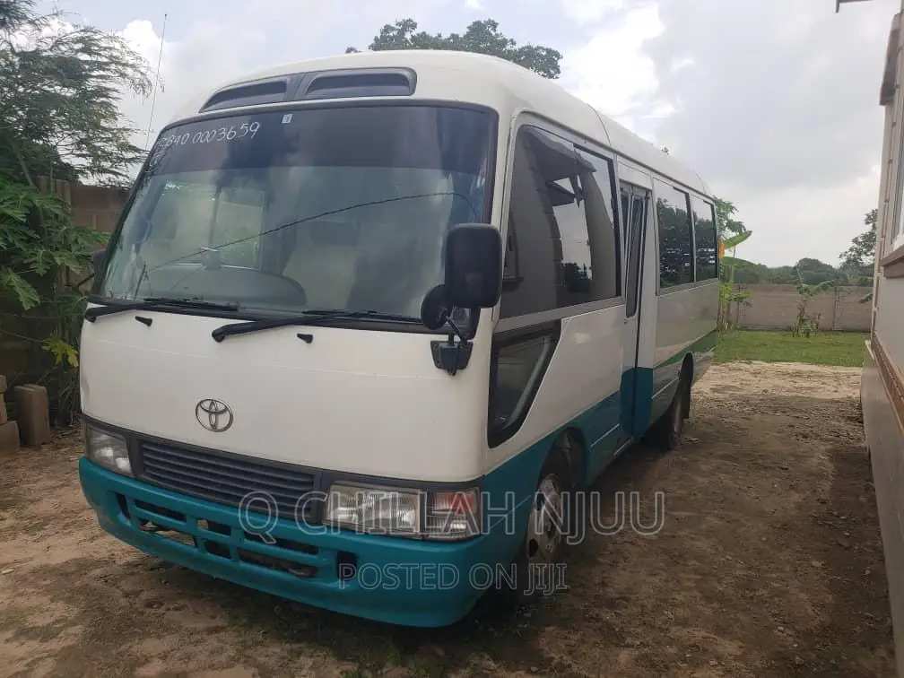Toyota Coaster 1998 White