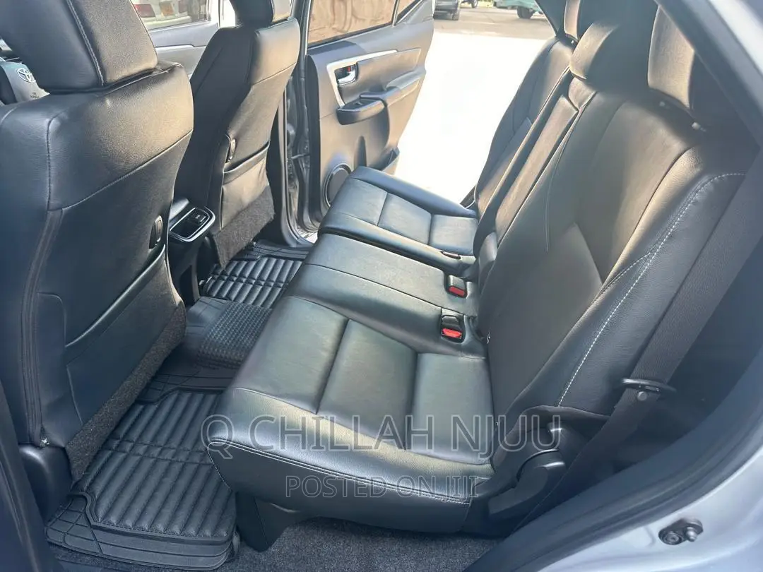 Toyota Fortuner 2020 Silver