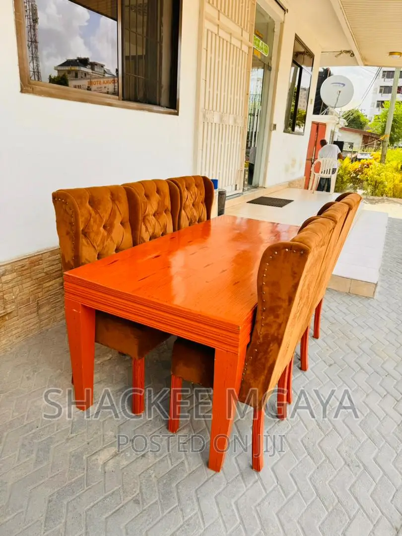 Dining Table Viti 6