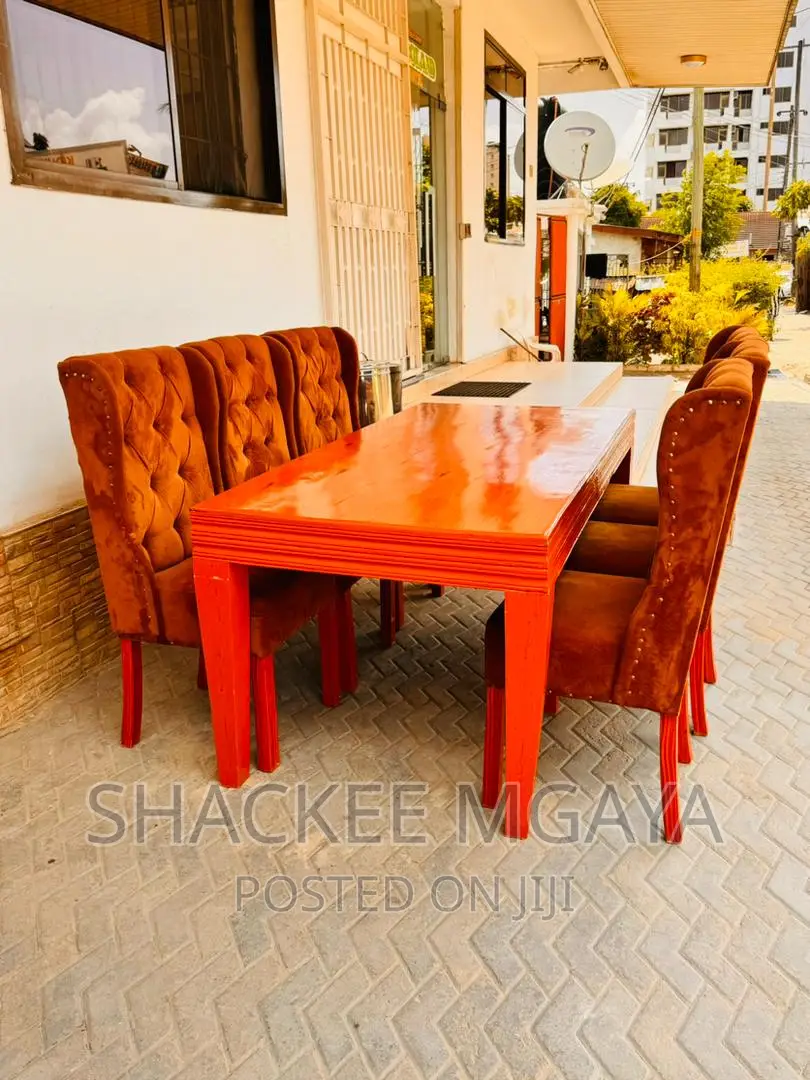 Dining Table Viti 6