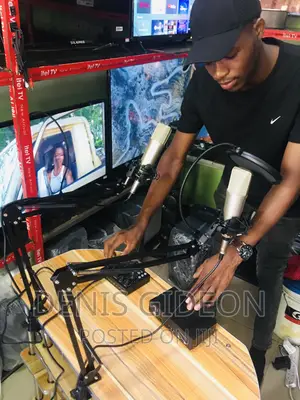 2 U87 Microphone+ 2 Stand + 2 Pop Filter