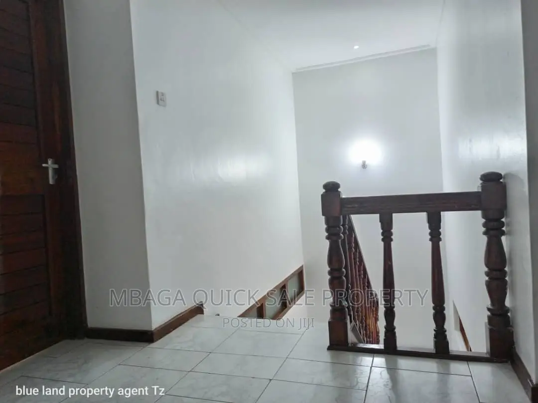 4bdrm House in Msasani for rent
