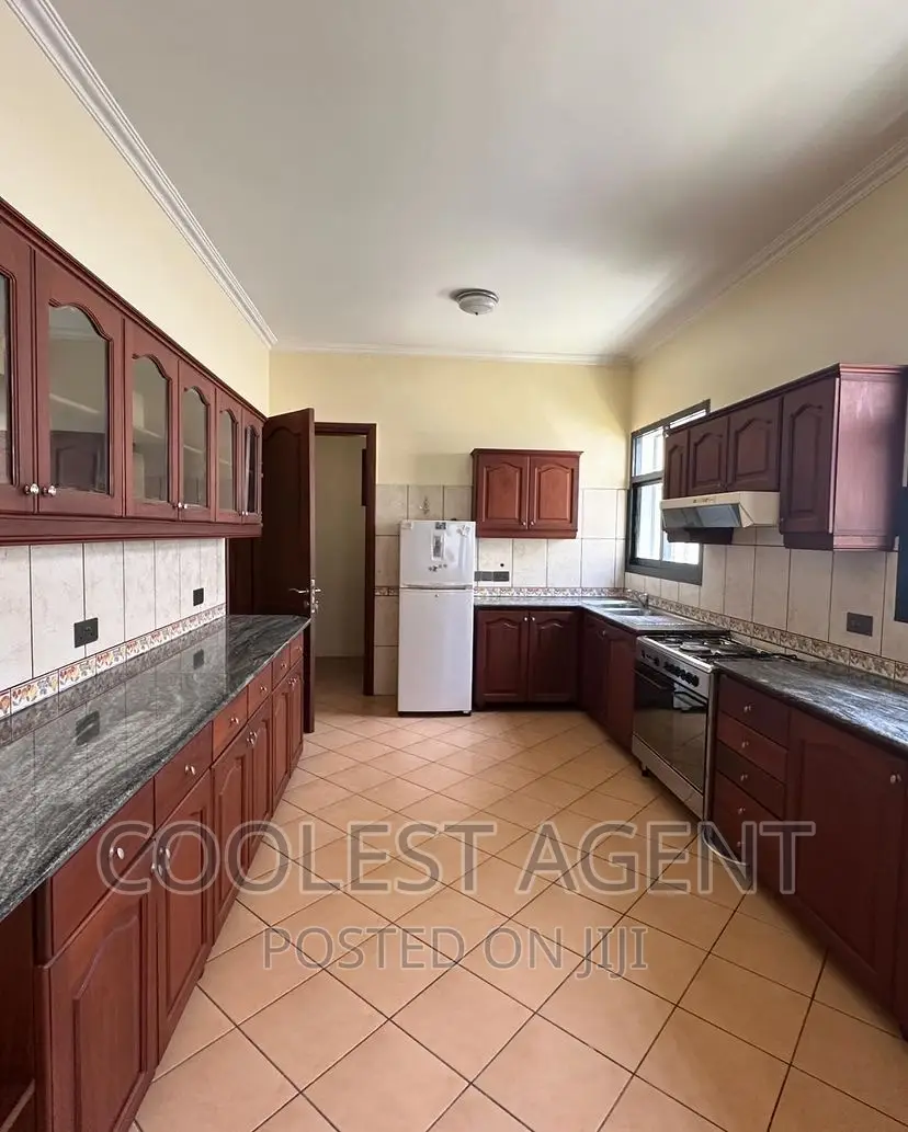 Furnished 4bdrm Bungalow in Masaki, Kinondoni for rent