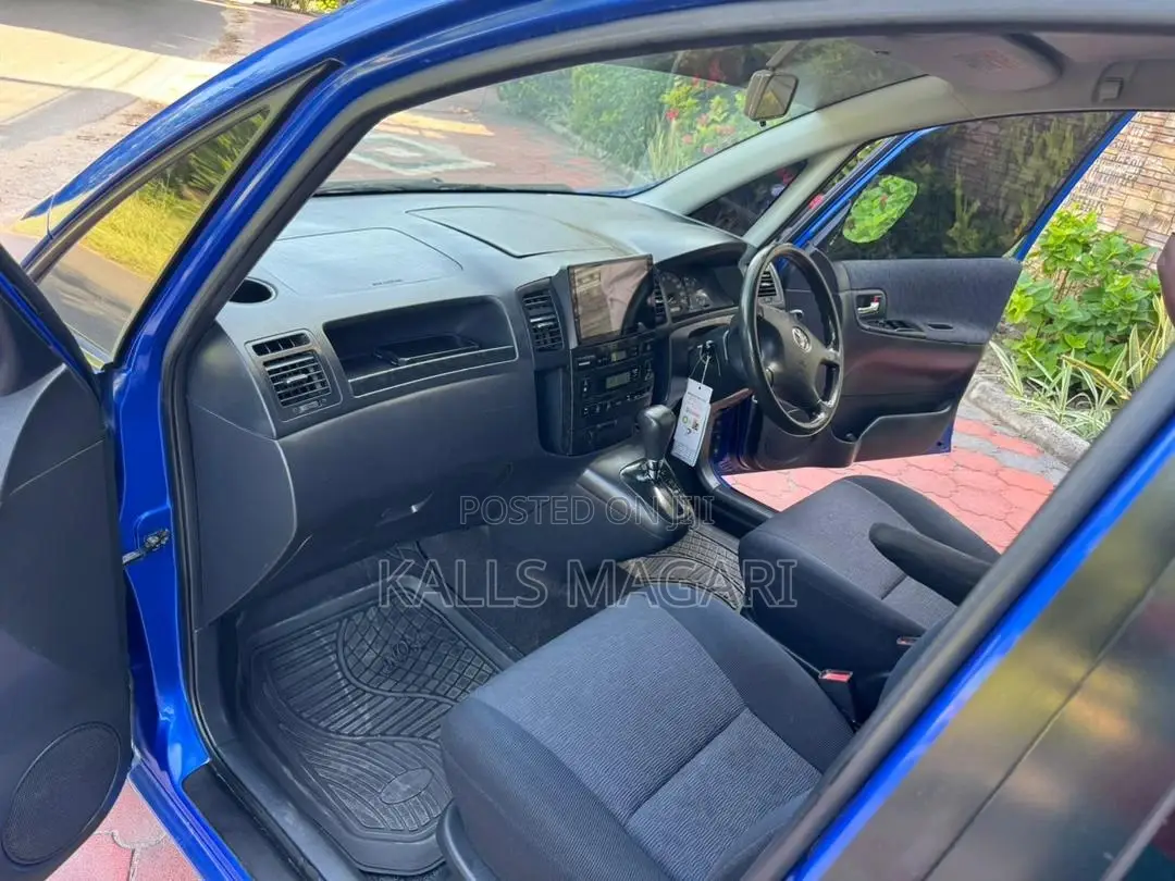 Toyota Corolla Spacio 2004 Blue