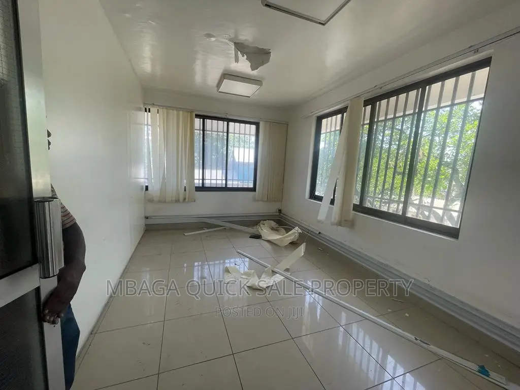 7bdrm House in Mikocheni for rent
