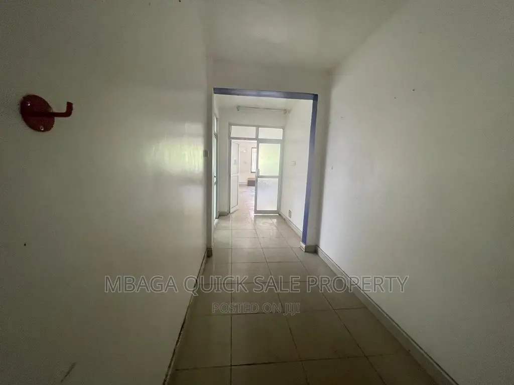 7bdrm House in Mikocheni for rent
