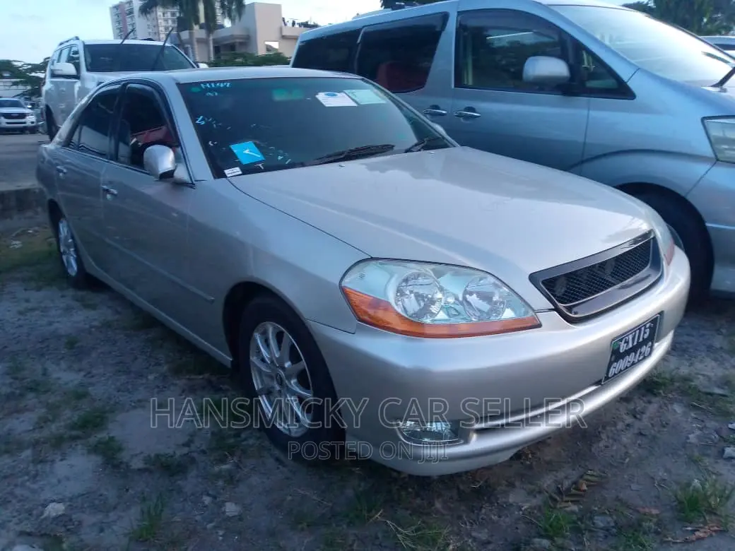 Toyota Mark II 2004 Silver