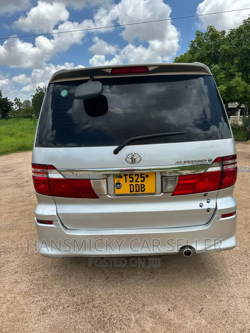 Toyota Alphard 2004 Silver