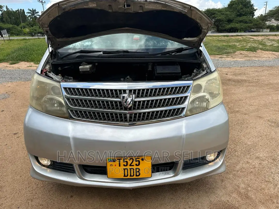 Toyota Alphard 2004 Silver