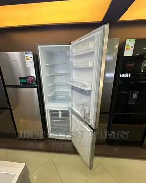 Hisense 223l Fridge With Water Dispenser Double Door