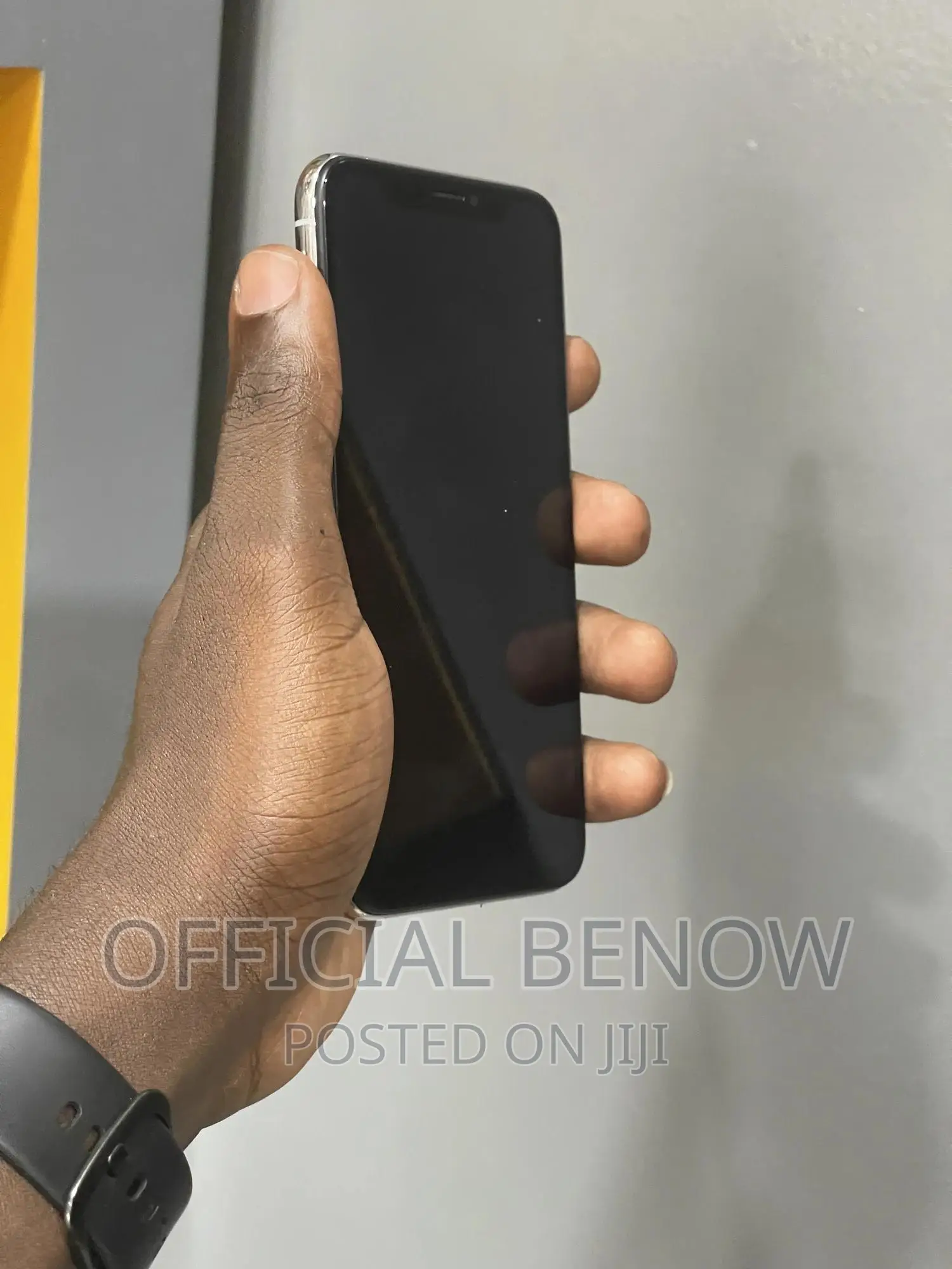 Apple iPhone X 64 GB White