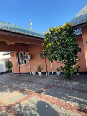 3bdrm House in Mikocheni for rent