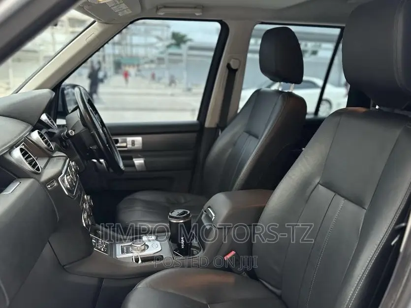 Land Rover Discovery 2014 Gray