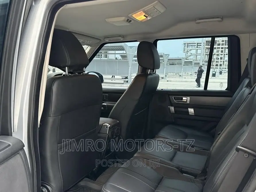 Land Rover Discovery 2014 Gray