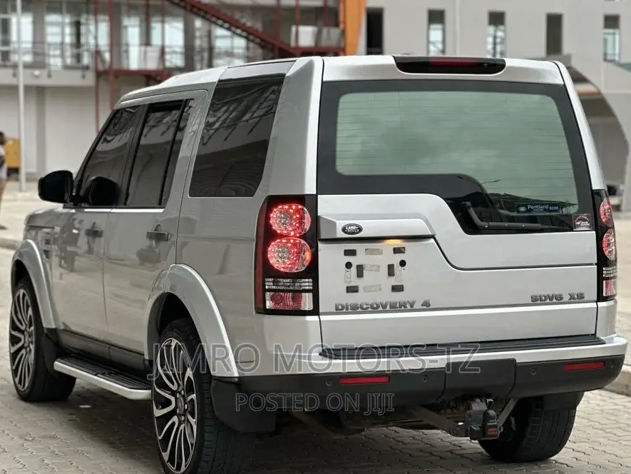 Land Rover Discovery 2014 Gray