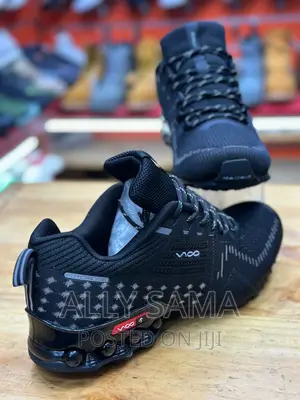 New Brand Vicco.Mens Sneakers Original