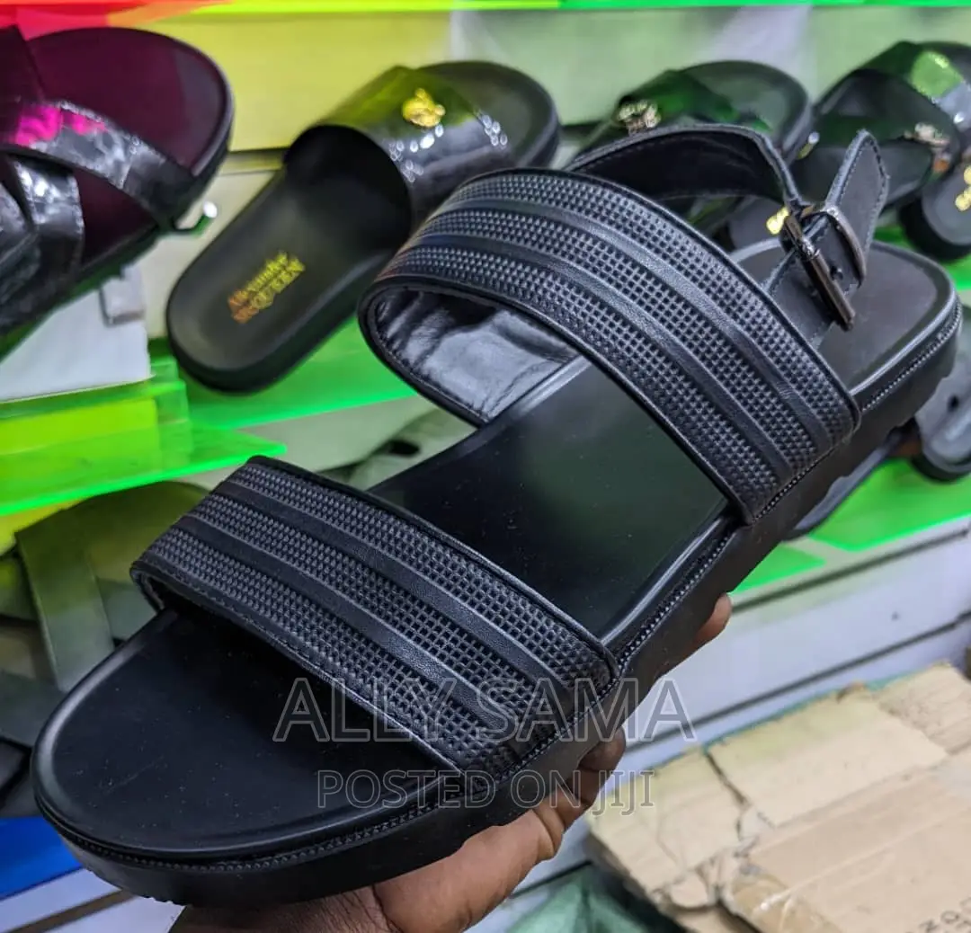 Open Shoes Lacoste Original Material Leather and Rubber