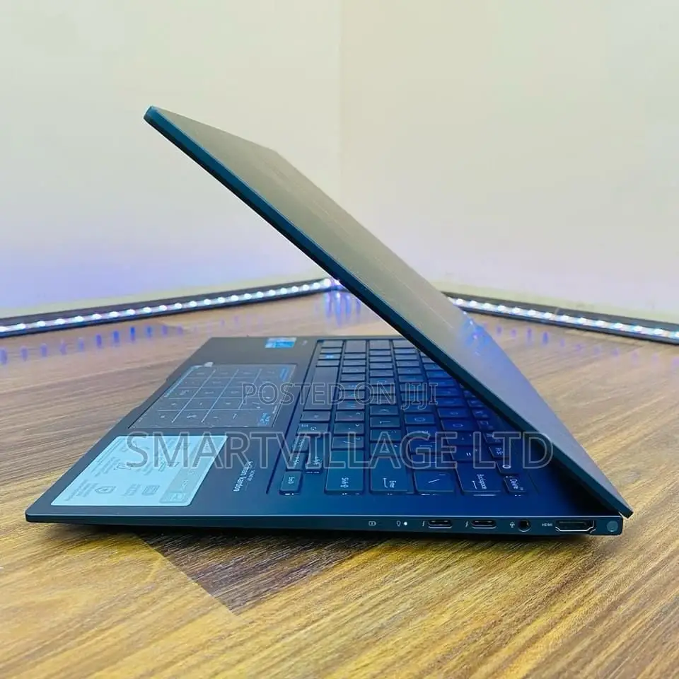 New Laptop Asus Zenbook 14 UX434 16GB Intel Core I7 SSD 512GB