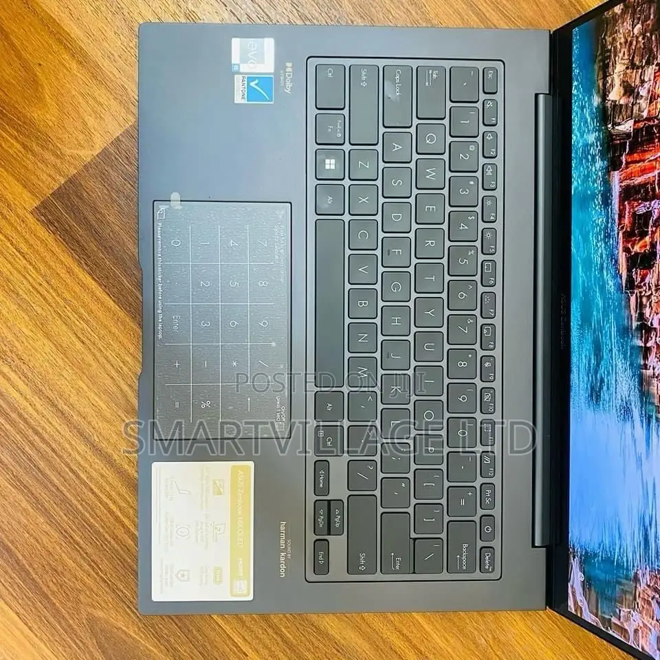 New Laptop Asus Zenbook 14 UX434 16GB Intel Core I7 SSD 512GB