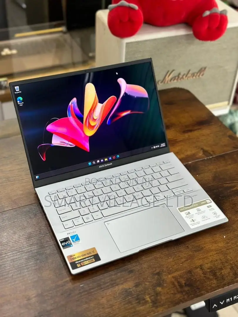 New Laptop Asus Zenbook 14 UX434 16GB Intel Core I7 SSD 512GB