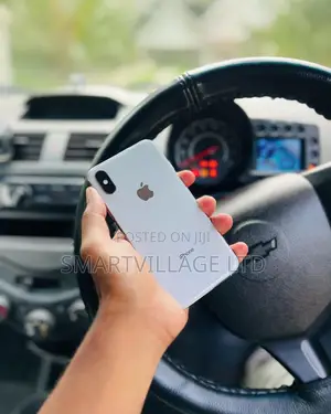 Apple iPhone X 64 GB White