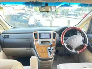 Toyota Alphard 2006 Silver
