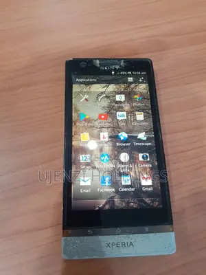 Sony Xperia ZR 8 GB Gray