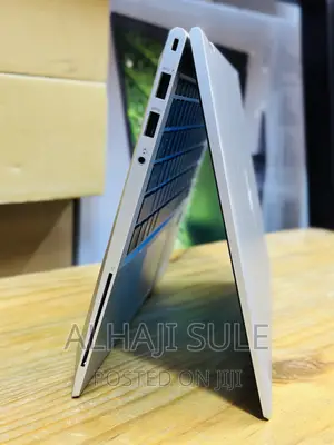 New Laptop HP EliteBook 830 G8 16GB Intel Core I5 SSD 512GB