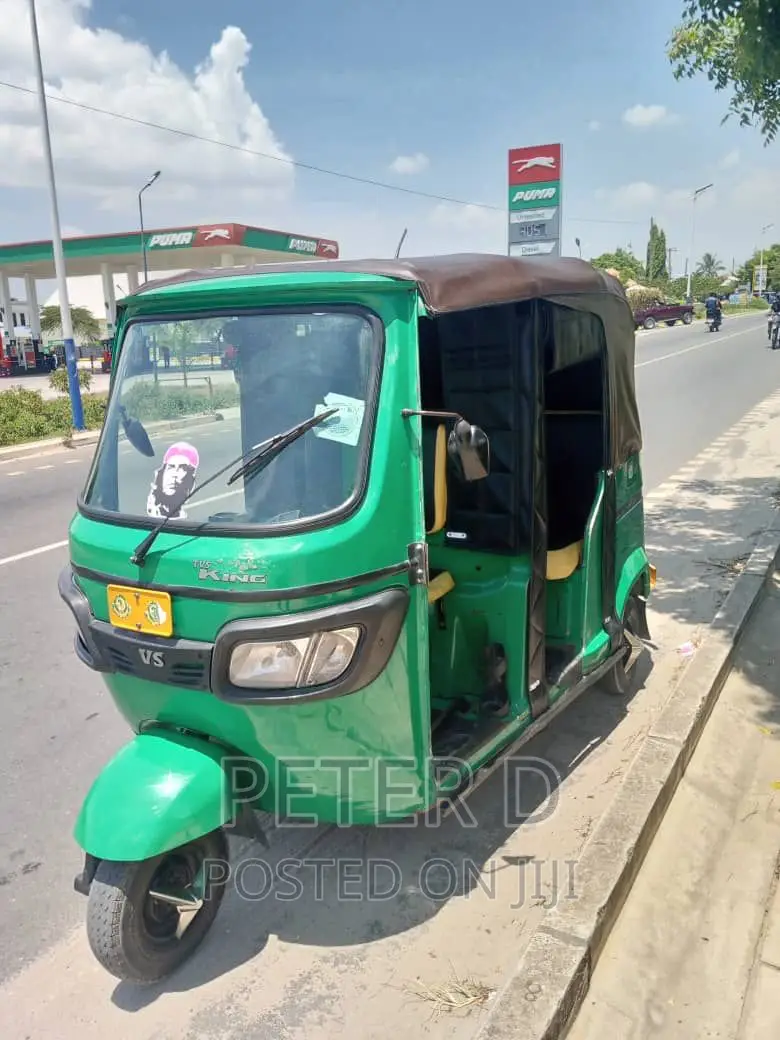 TVS 2023 Gray