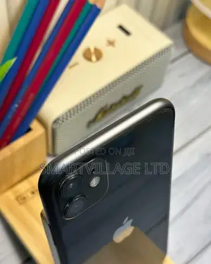 Apple iPhone 11 64 GB Black