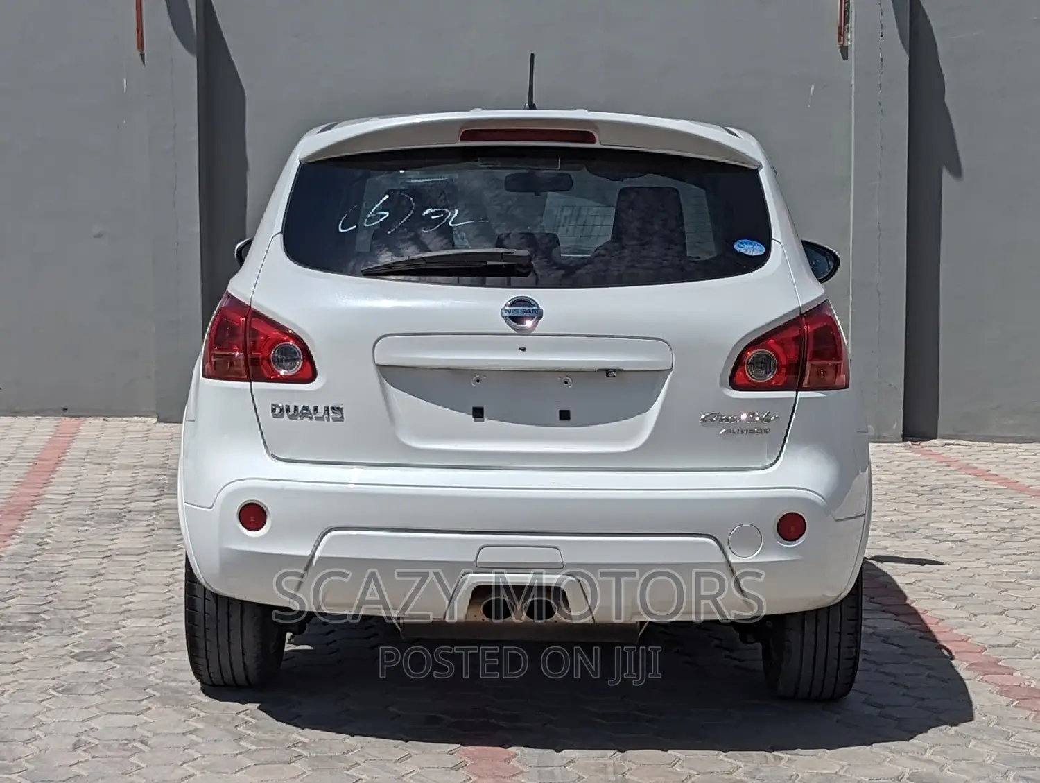 Nissan Dualis 2011 White
