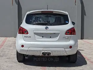 Nissan Dualis 2011 White