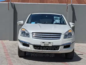 Nissan Dualis 2011 White