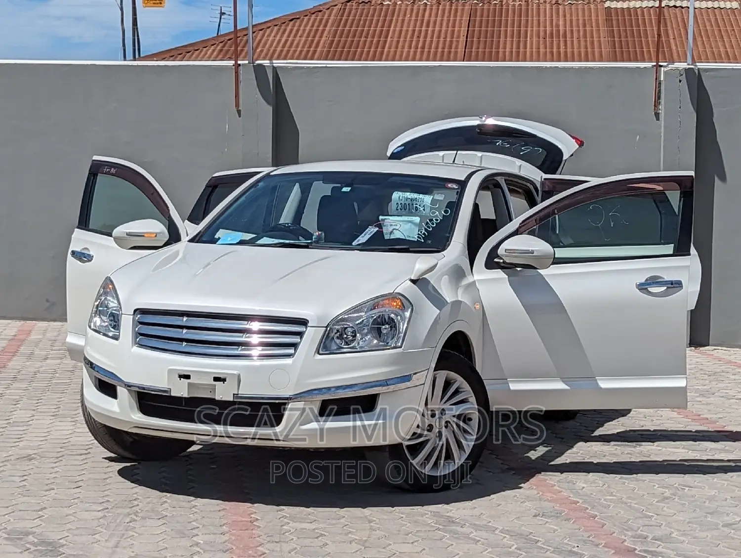 Nissan Dualis 2011 White