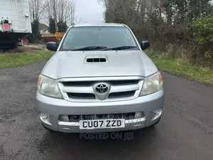 Toyota Hilux 2.5 D-4D 2007 Silver