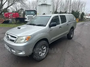 Toyota Hilux 2.5 D-4D 2007 Silver