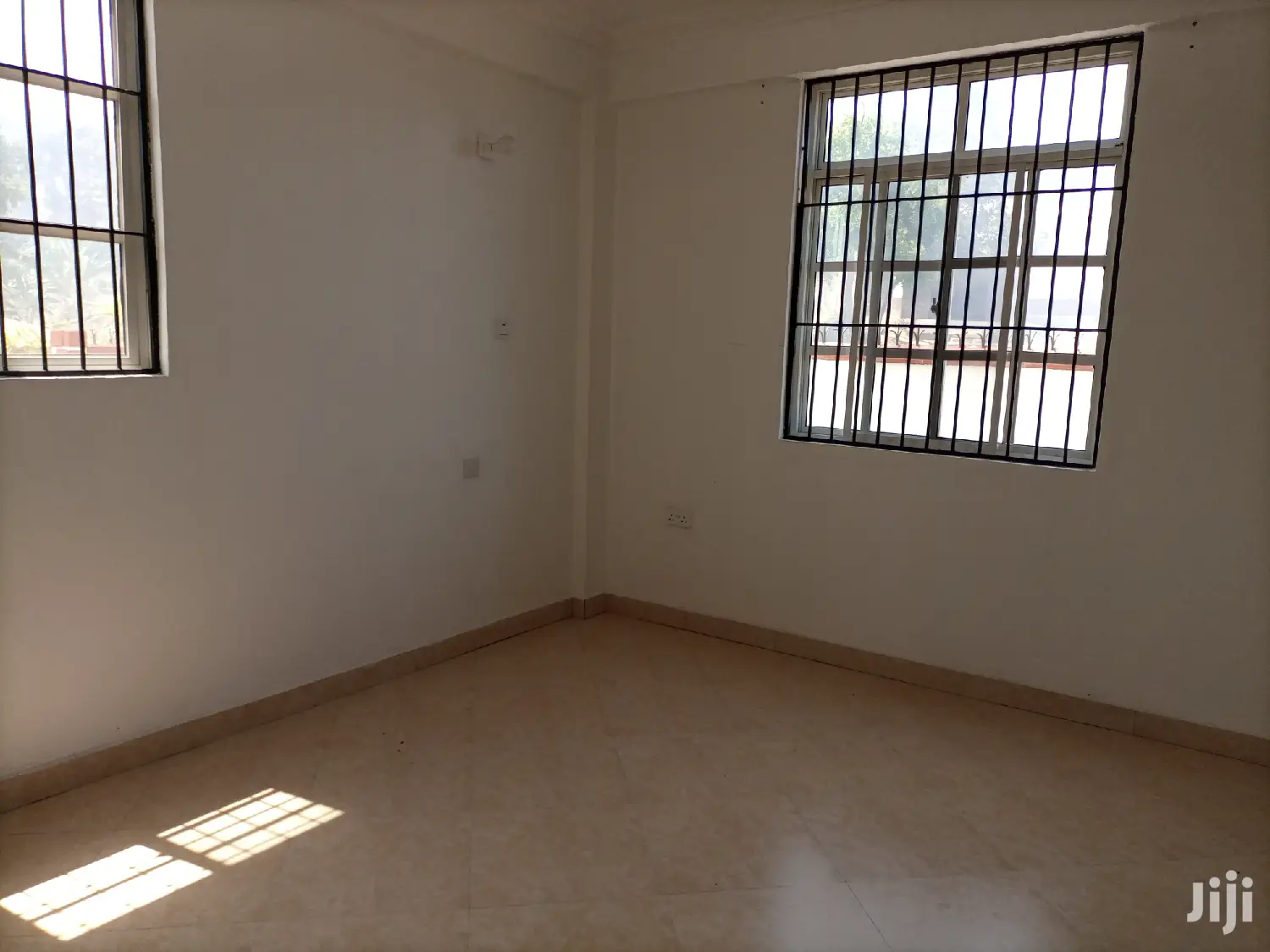2 Bedrooms Apartment For Rent