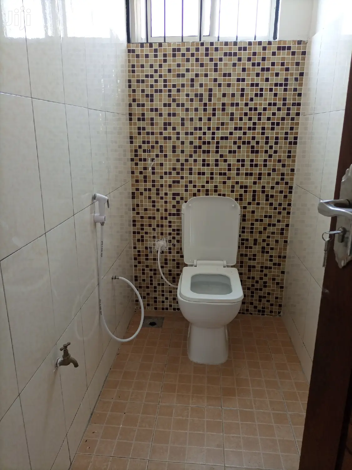 2 Bedrooms Apartment For Rent