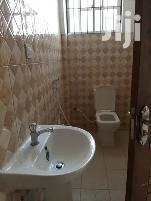 2 Bedrooms Apartment For Rent