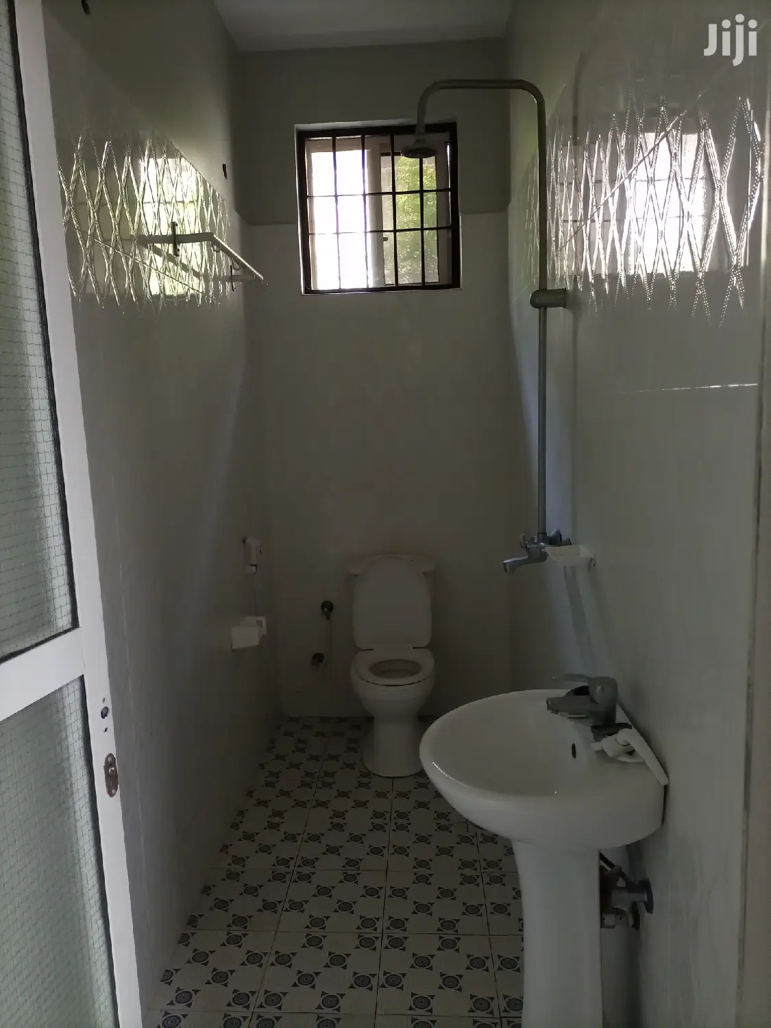 3bdrm Shared Apartment in Kinondoni for Rent
