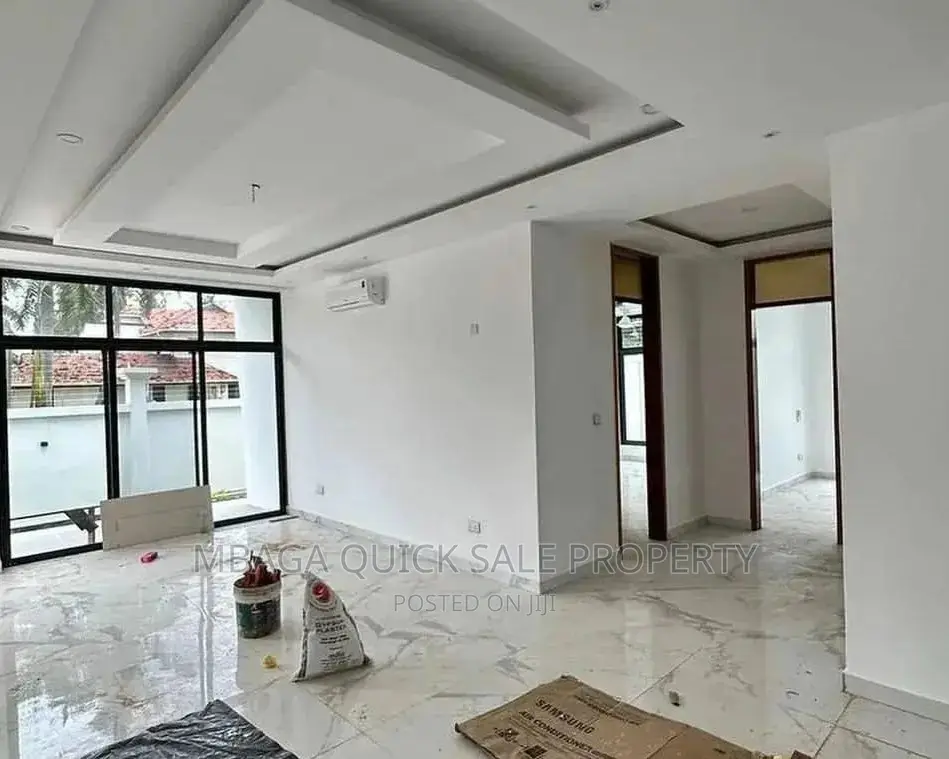 5bdrm House in Masaki for rent