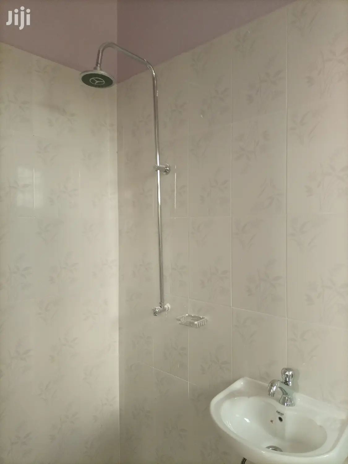 2 Bedrooms Apartment For Rent