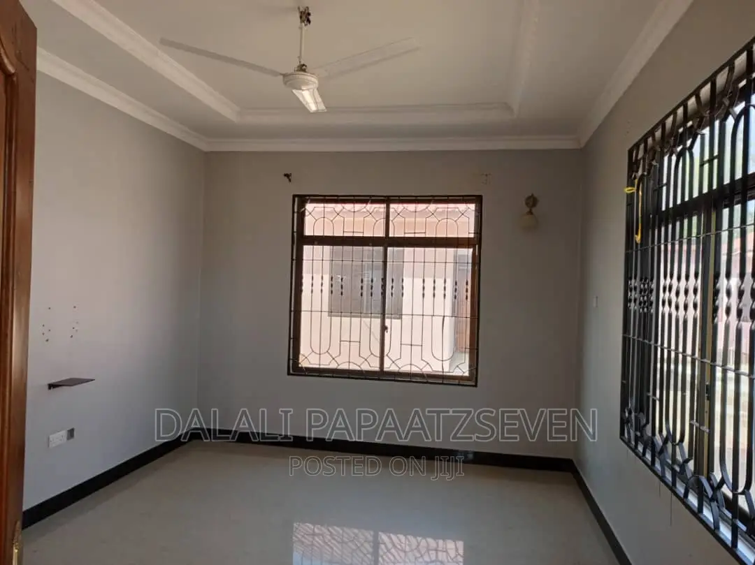2bdrm Apartment in Dalalipapaatzseven, Kinondoni for rent
