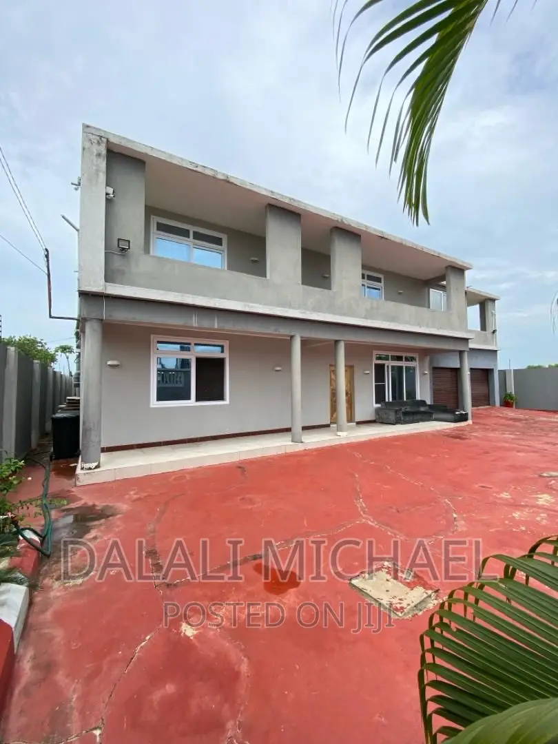 7bdrm House in Mbweni for sale