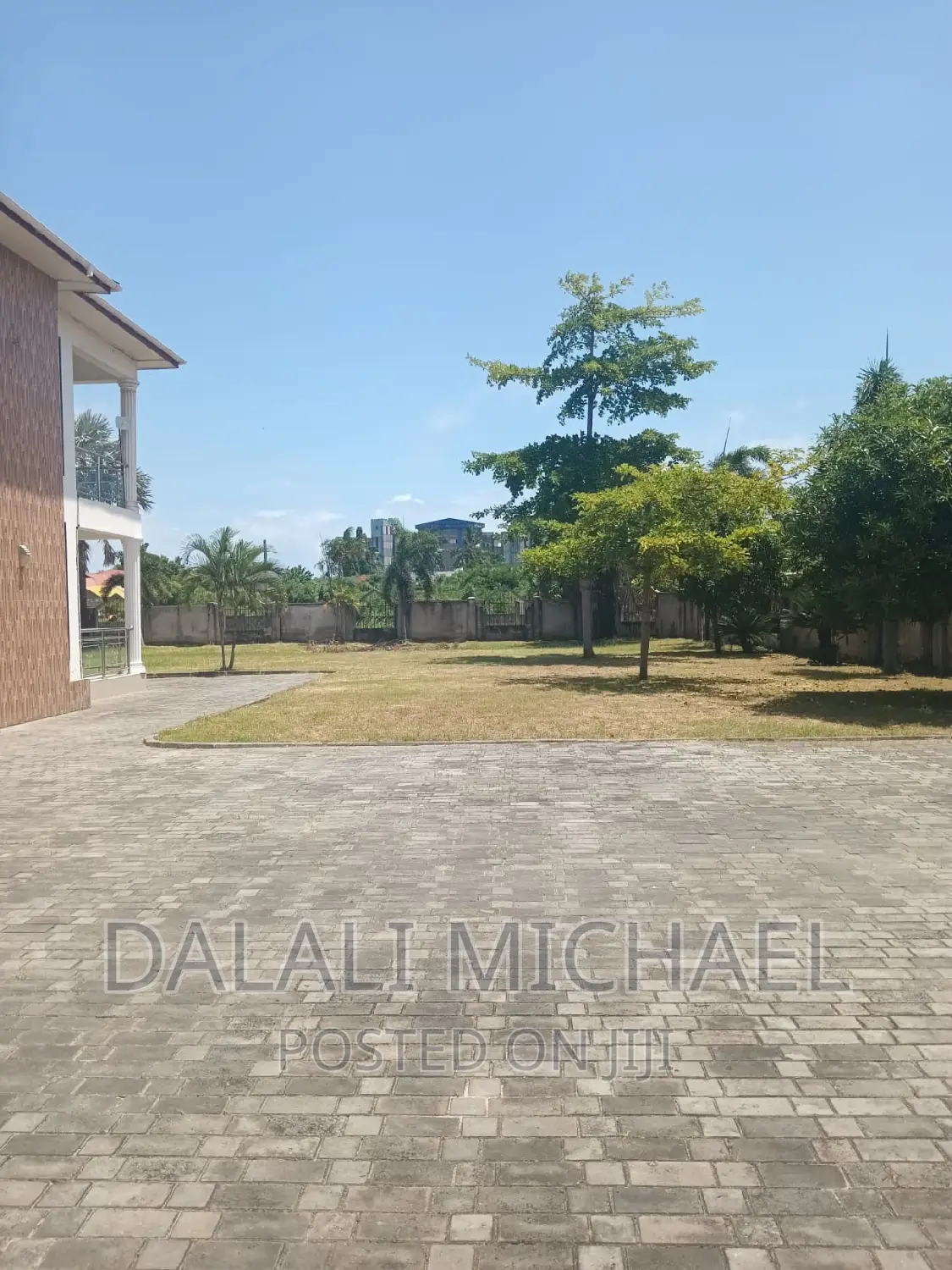 5bdrm Bungalow in Bahari Beach, Kunduchi for sale