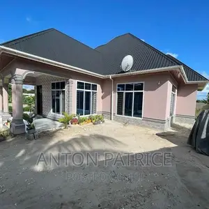 4bdrm Apartment in Tegeta Wazo, Kinondoni for sale