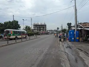 Furnished 20bdrm Bungalow in Guest House 28 Rooms, Yombo Vituka