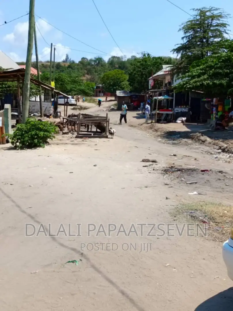 3bdrm House in Dalalipapaatzseven, Kinondoni for sale